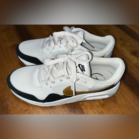 NWOT NEVER WORN Nike Air Max SC SE Trainers size 8 - Picture 5 of 6